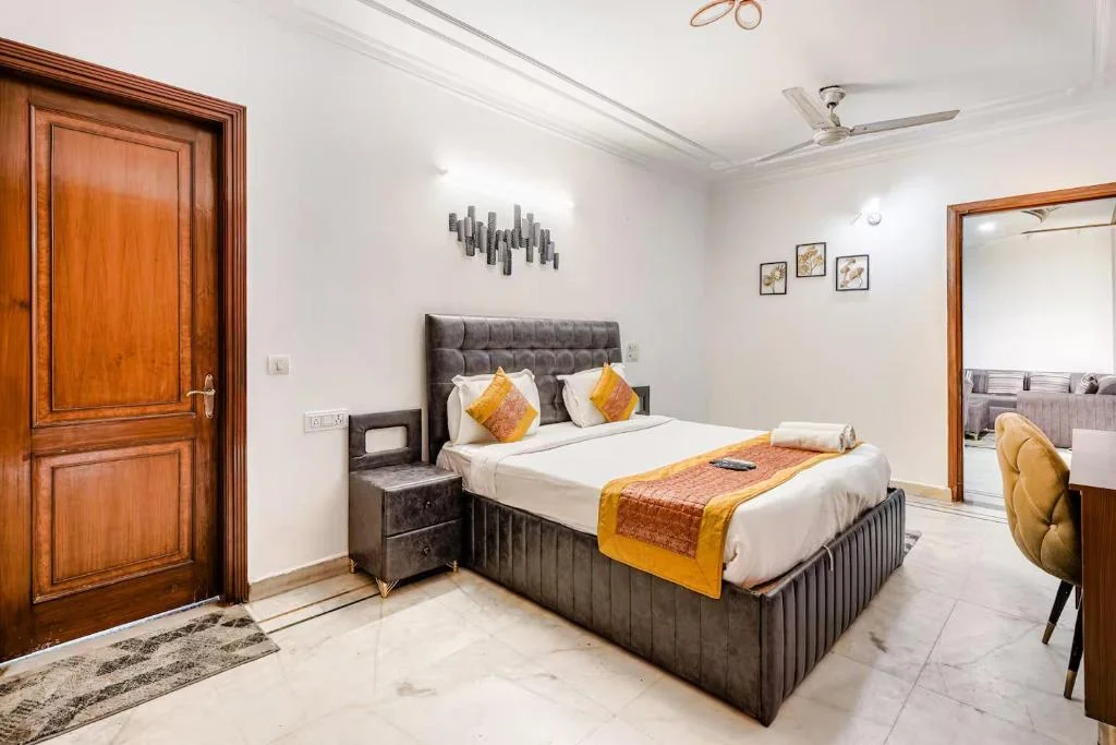 E-30, 1BHK