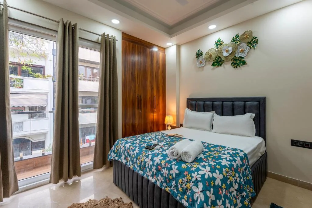 3BHK J-267, Saket